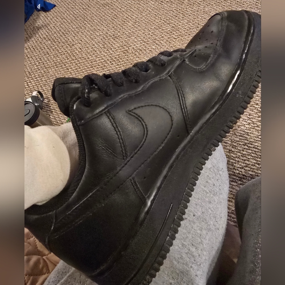Men's Nike Air Force 1 '07 Black/Black Size 7.5